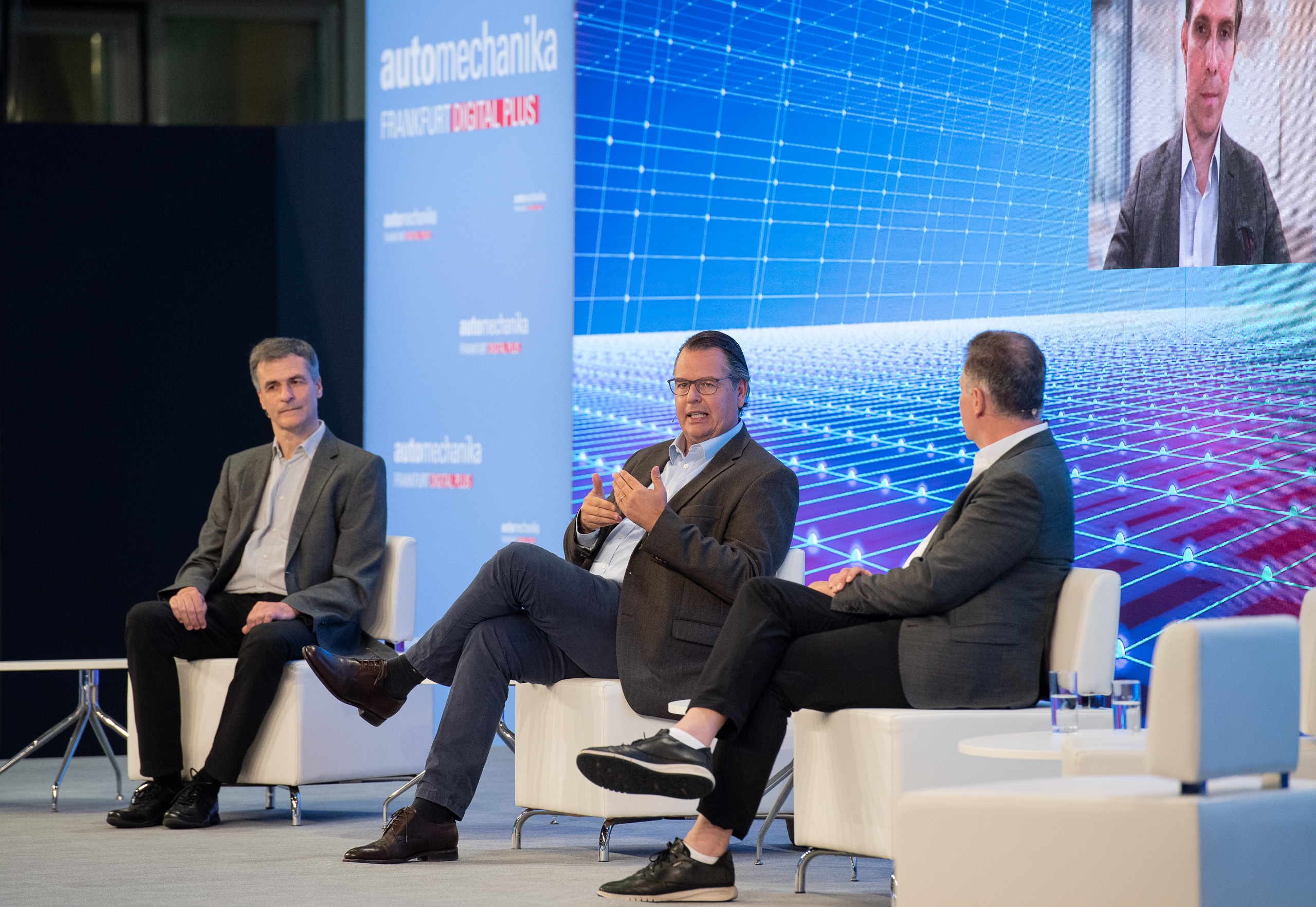 Edison Talk Franz Rother im Gespräch mit Dr. Dietmar Voggenreiter, Investor und ehemaliger Vorstand Vertrieb Audi AG, und Ulrich Grimm