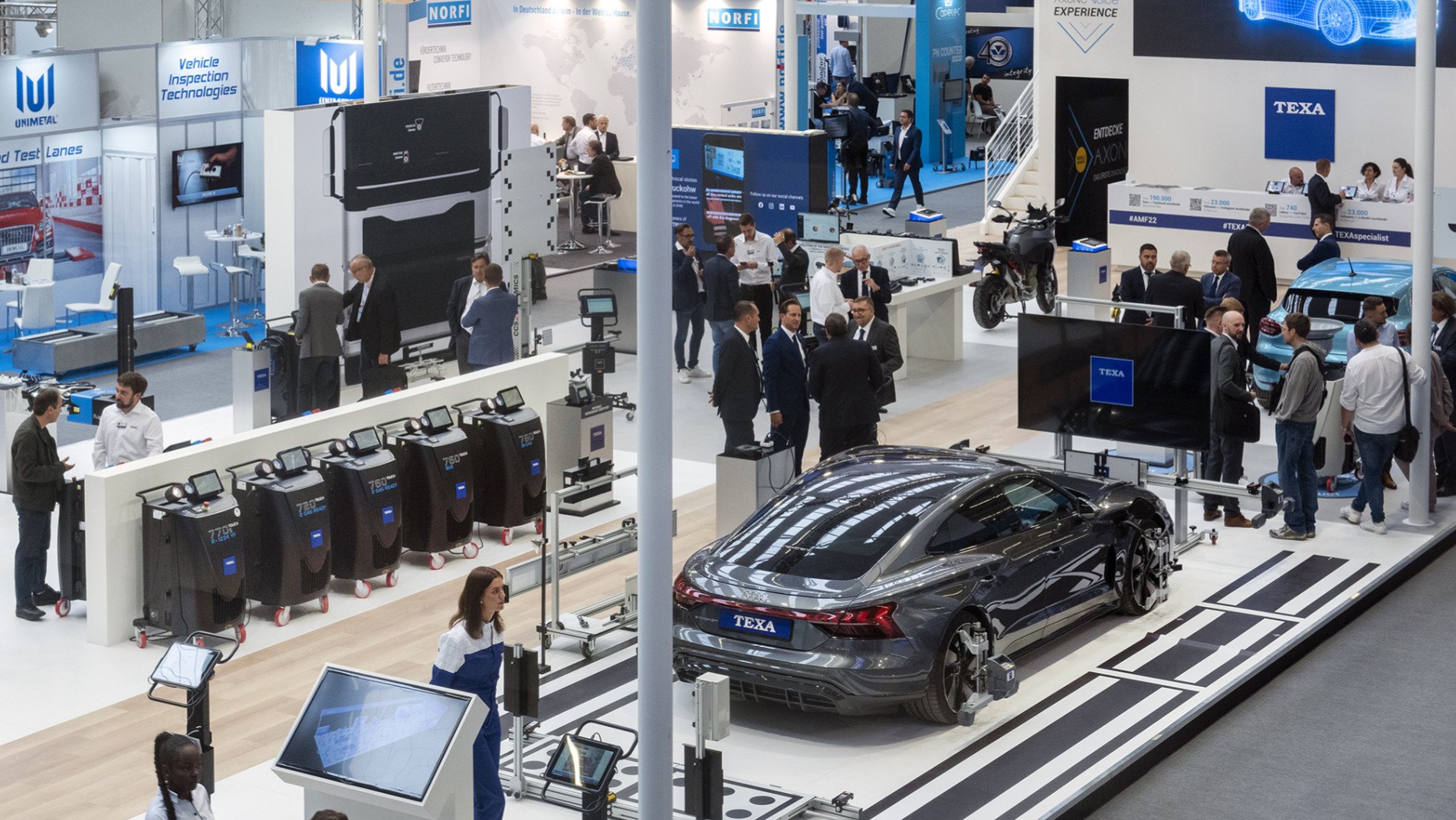 Automechanika Besucher und Aussteller