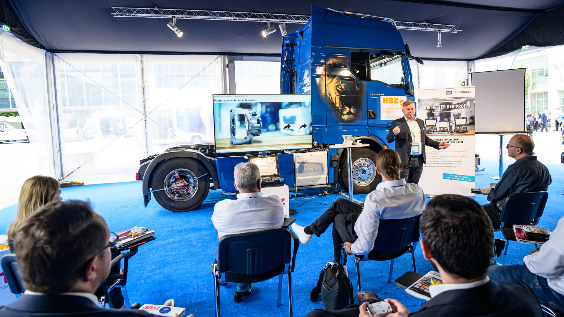 Truck Competence Praxis-Workshop „Fahrerassistenzsysteme“
