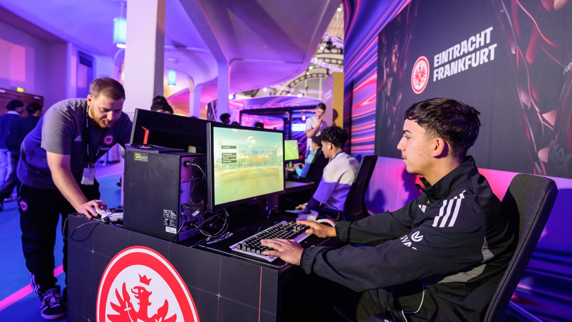 Ambition at Automechanika