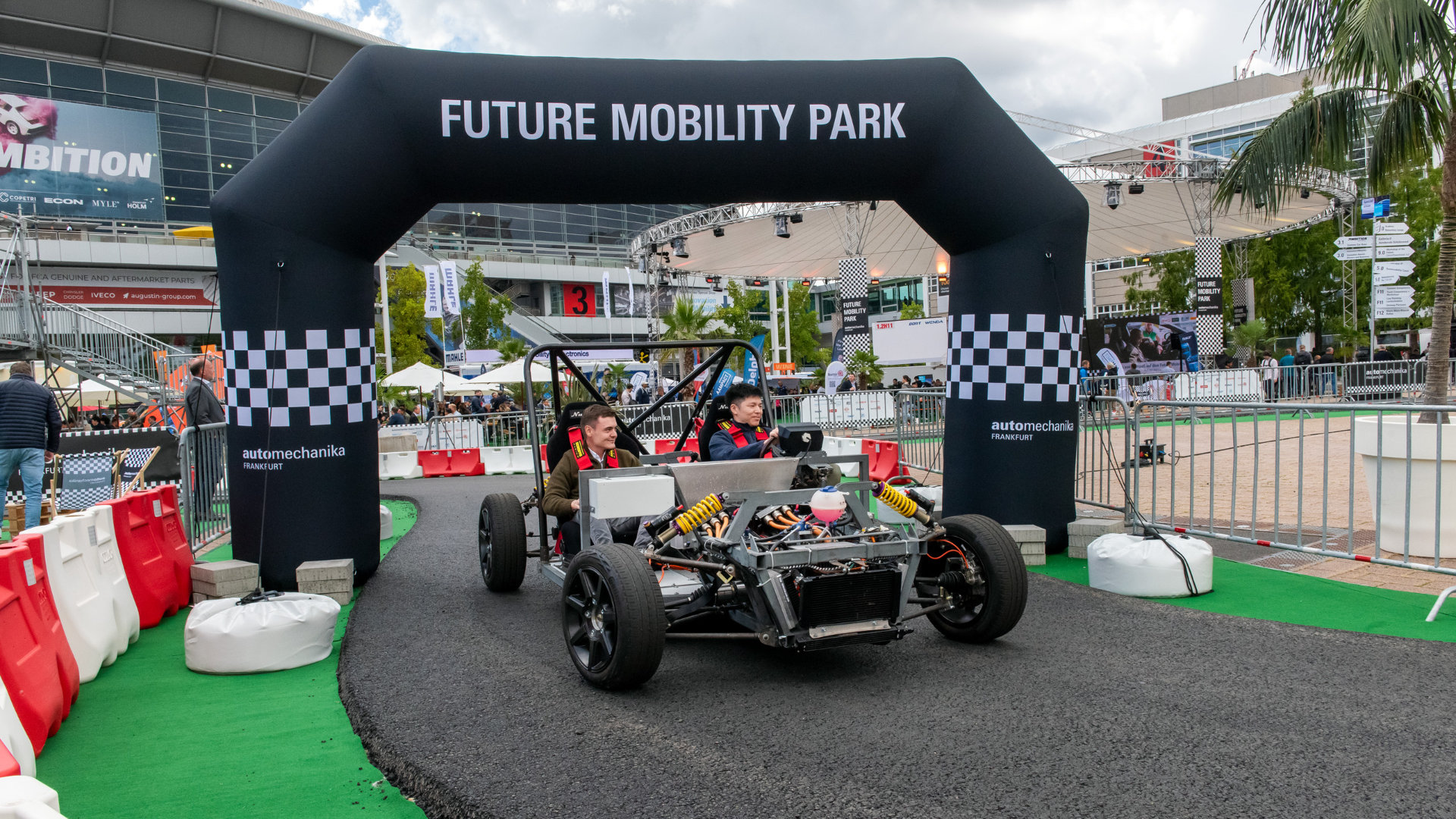 Erlebnis-Parcours Future Mobility Park auf der Automechanika