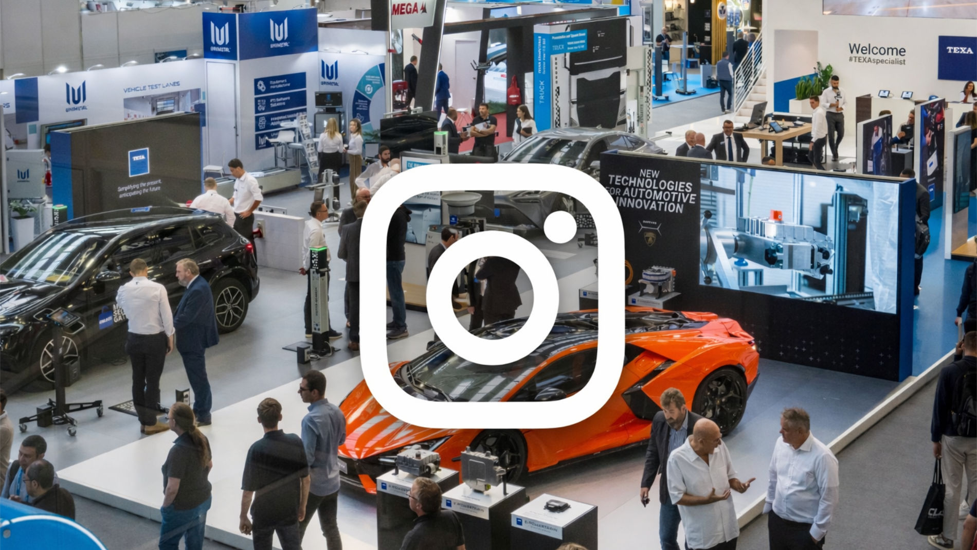 Sportwagen auf Automotive-Messestand